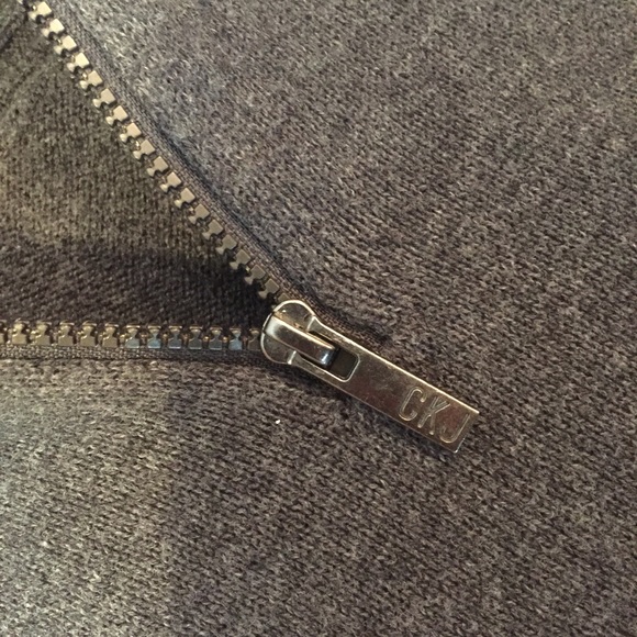 Calvin Klein Quarter Zip Sweater - Picture 12 of 12